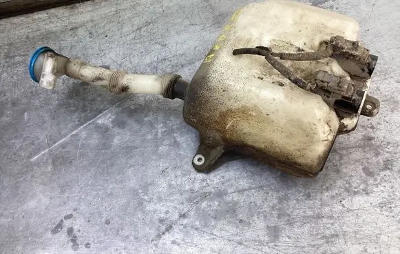 Honda Accord Windshield washer fluid reservoir/tank