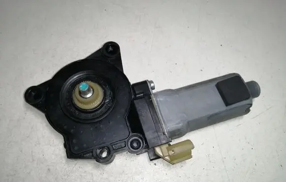KIA Carens II Rear door window regulator motor F00S1A3295