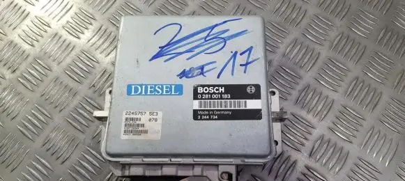 BMW 5 E34 Engine control unit/module 0281001183 2244734