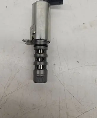 Audi Q5 SQ5 8R Camshaft vanos timing valve 06E109257L U229700090
