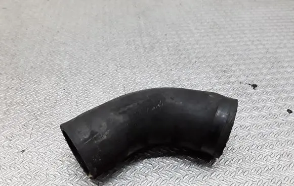 Mazda 3 I Intercooler hose/pipe