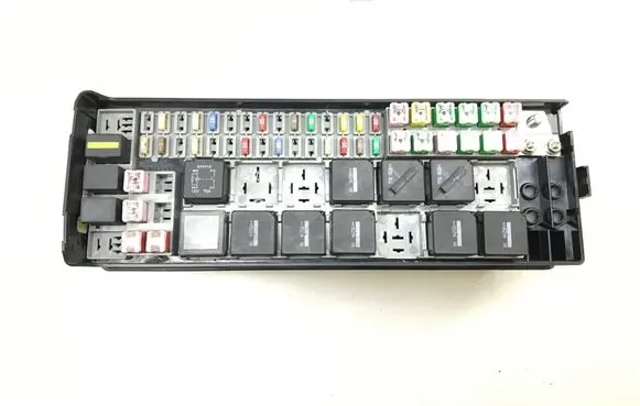 Land Rover Range Rover Sport L320 Fuse module 490000072 K4814