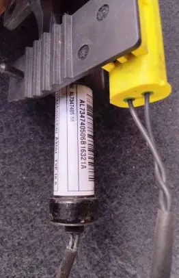 BMW 7 G11 G12 Pedestrian airbag 7347405