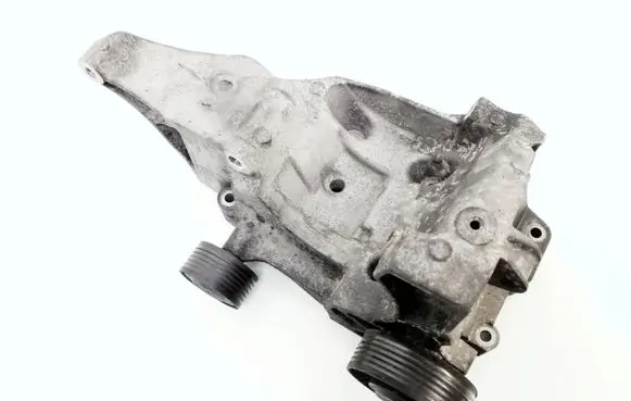 BMW 3 E90 E91 Generator/alternator bracket 7802639 1116780263902 13992010