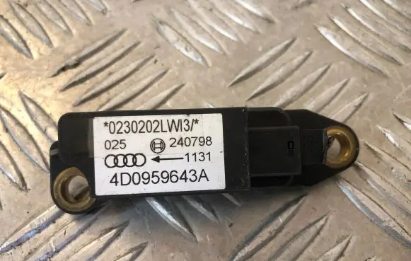 Audi A8 S8 D2 4D Airbag deployment crash/impact sensor 4D0959643A 0230202LW13 240798
