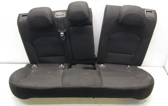 KIA Ceed Second row seats 0846
