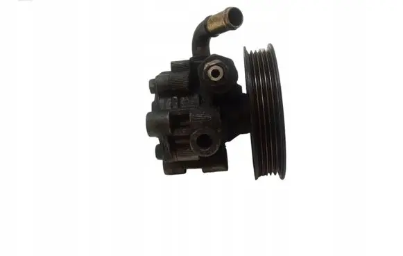 Toyota Corolla Verso E121 Power steering pump