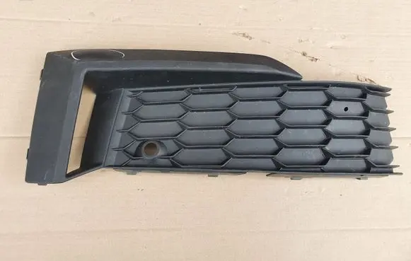 Skoda Kodiaq Front bumper lower grill 565807368C