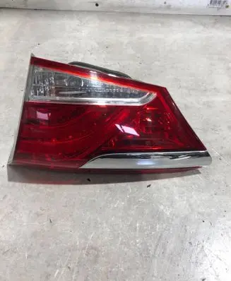Hyundai i40 Tailgate rear/tail lights 924043Z000