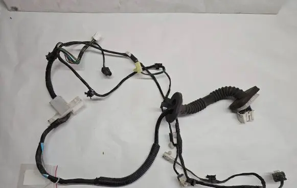 Chrysler Sebring (FJ - JX) Front door wiring loom MR213570