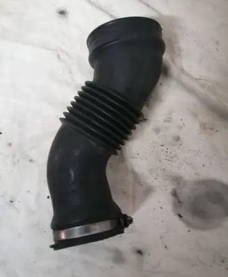 Volvo XC90 Intercooler hose/pipe 30769234