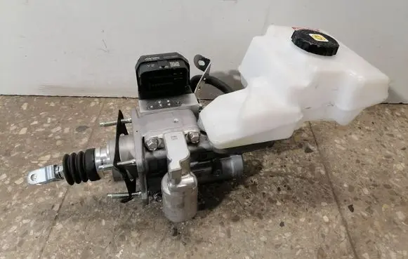 Lexus ES 250 - 300 - 330 ABS Pump 4721033680 4727047040