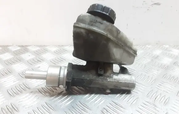 Ford Mondeo Mk III Clutch master cylinder 22407779