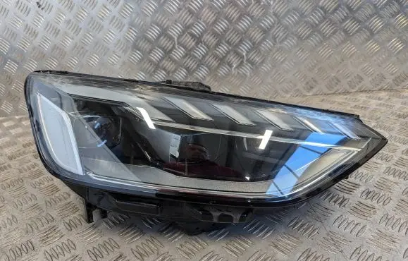 Audi A4 S4 B9 8W Headlight/headlamp 8W0941034D