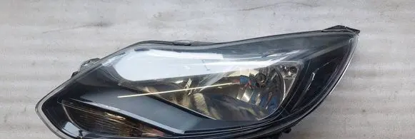 Ford Focus Headlight/headlamp BM5113W030DH