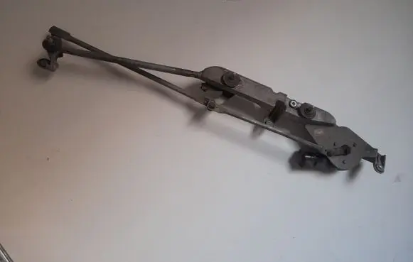 Nissan Almera Tino Front wiper linkage and motor 3397020520 0390241373