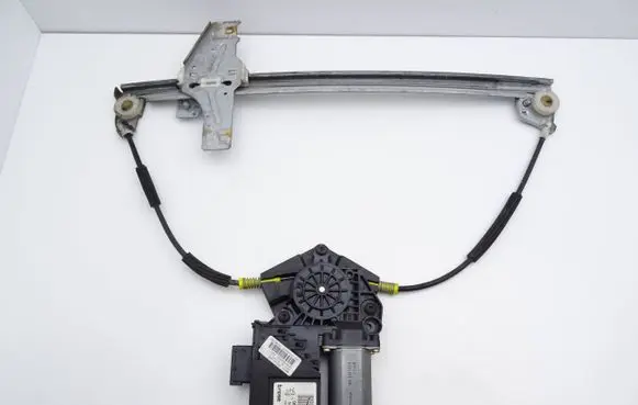 Peugeot 307 Front door window regulator with motor 9634457480