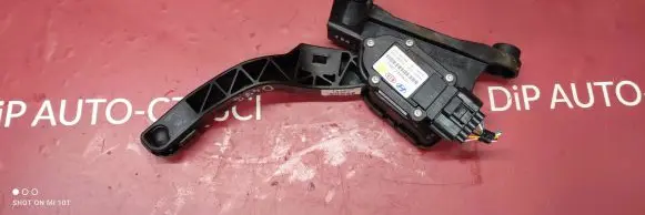 Citroen C4 II Accelerator throttle pedal HCM0021C3Z910