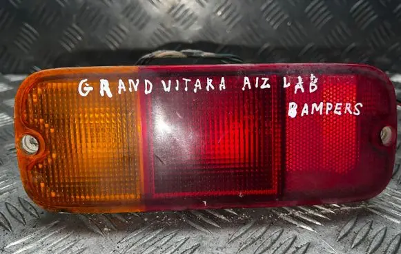 Suzuki Grand Vitara I Rear tail light reflector