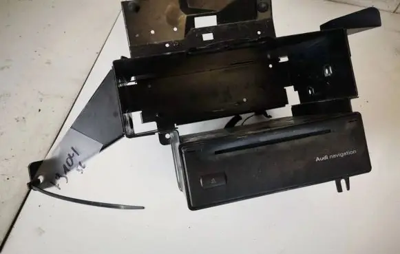 Navigation unit CD/DVD player