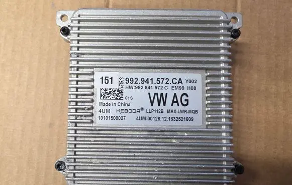 Volkswagen PASSAT B8 LED ballast control module 992941572CA