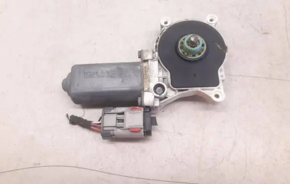 Chrysler 300 - 300C Front door window regulator motor 994669102 26027320 7746012802