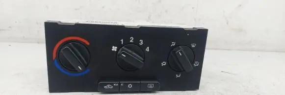 Opel Zafira A Climate control unit