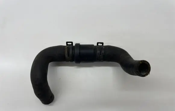 Volkswagen PASSAT B6 Engine coolant pipe/hose 3C0122096G
