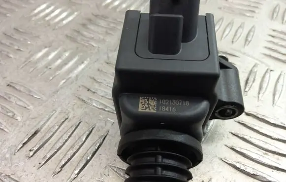 BMW X3 G01 High voltage ignition coil 8643360