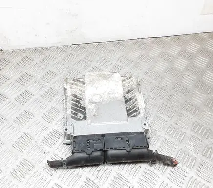 Volkswagen PASSAT B6 Engine control unit/module 03G906018CD