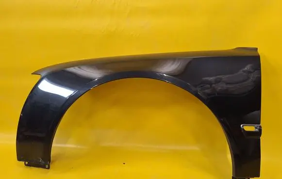 Audi A8 S8 D3 4E Fender