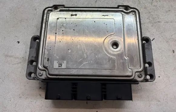 Mini One - Cooper Coupe R56 Air suspension control unit module (rear)
