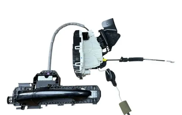 Mercedes-Benz E W212 Front door lock A0997200735 05080701
