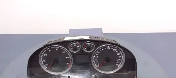 Volkswagen PASSAT B5.5 Speedometer (instrument cluster) 3B0920829