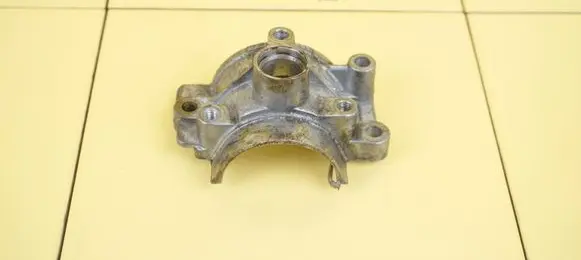 Ford Kuga II Camshaft holder BM5G20090CA M8MA MOSTEK