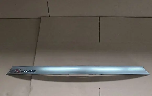 Ford S-MAX Trunk door license plate light bar EM2BR43404