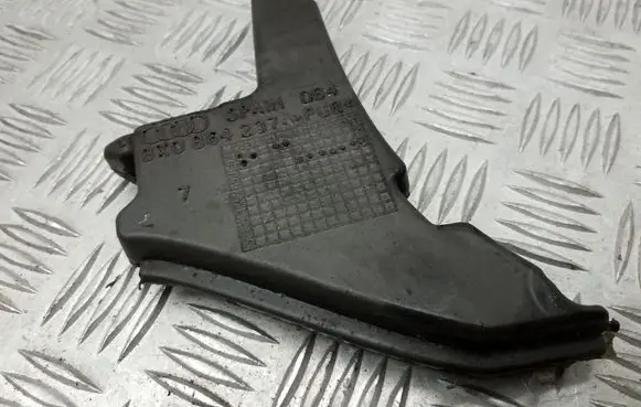 Audi A1 Fender foam support/seal 8X0864237