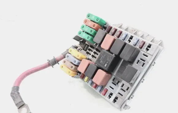 Fiat Linea Fuse box set 51806891