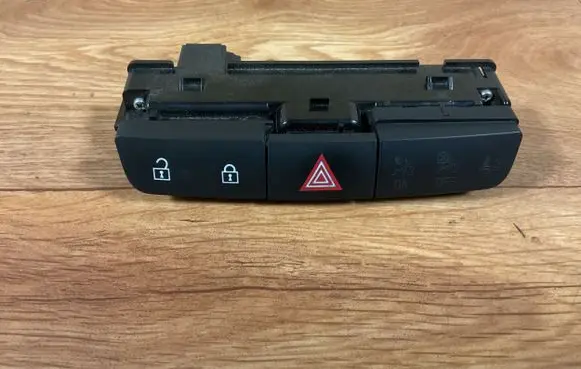 Opel Insignia A Hazard light switch 13324594