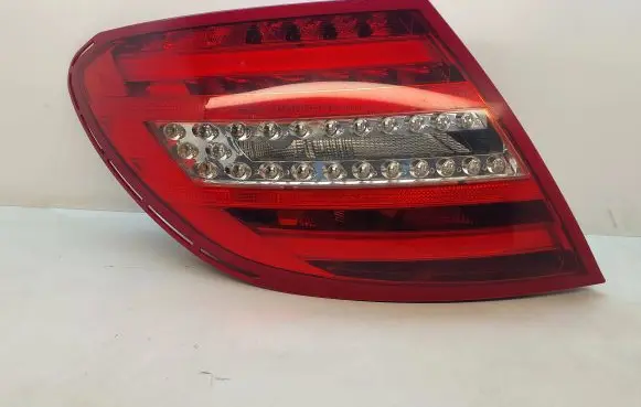 Rear/tail lights