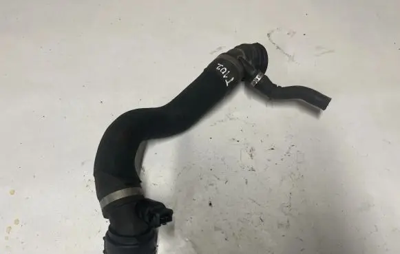 BMW 7 F01 F02 F03 F04 Engine coolant pipe/hose 7576334