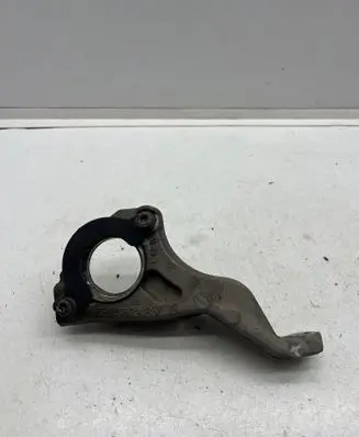 Opel Grandland X Driveshaft support bearing bracket 9675488980