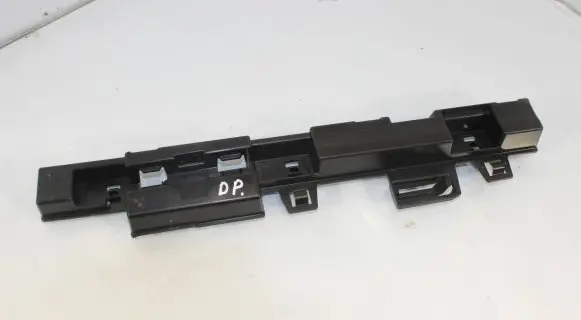 BMW 2 F22 F23 Other sill/pillar trim element 7268076 15857711