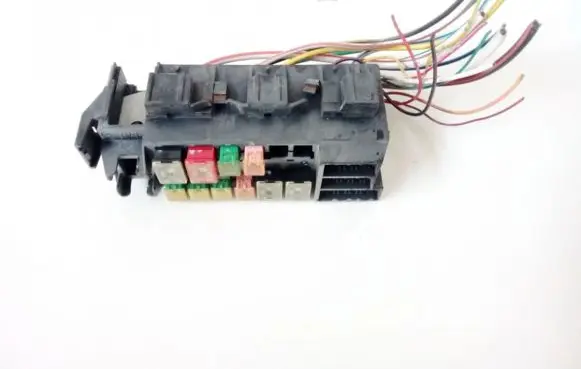 Chrysler Sebring (JS) Fuse box set