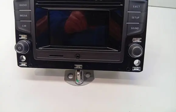 Volkswagen Touran II Radio/CD/DVD/GPS head unit 510035867C