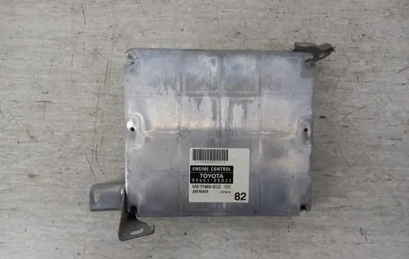 Toyota Avensis T250 Engine control unit/module ECU