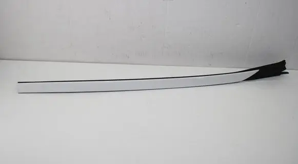 BMW X6 G06 Windshield trim 7465340