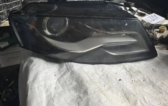 Audi A4 S4 B8 8K Headlight/headlamp 8K0941004T 24162415 301240682