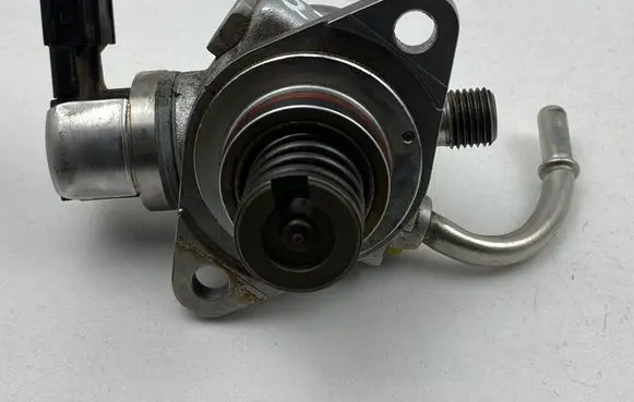 Fuel injection high pressure pump