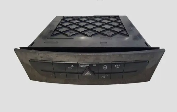 Mercedes-Benz E W211 CD/DVD changer A2116800552
